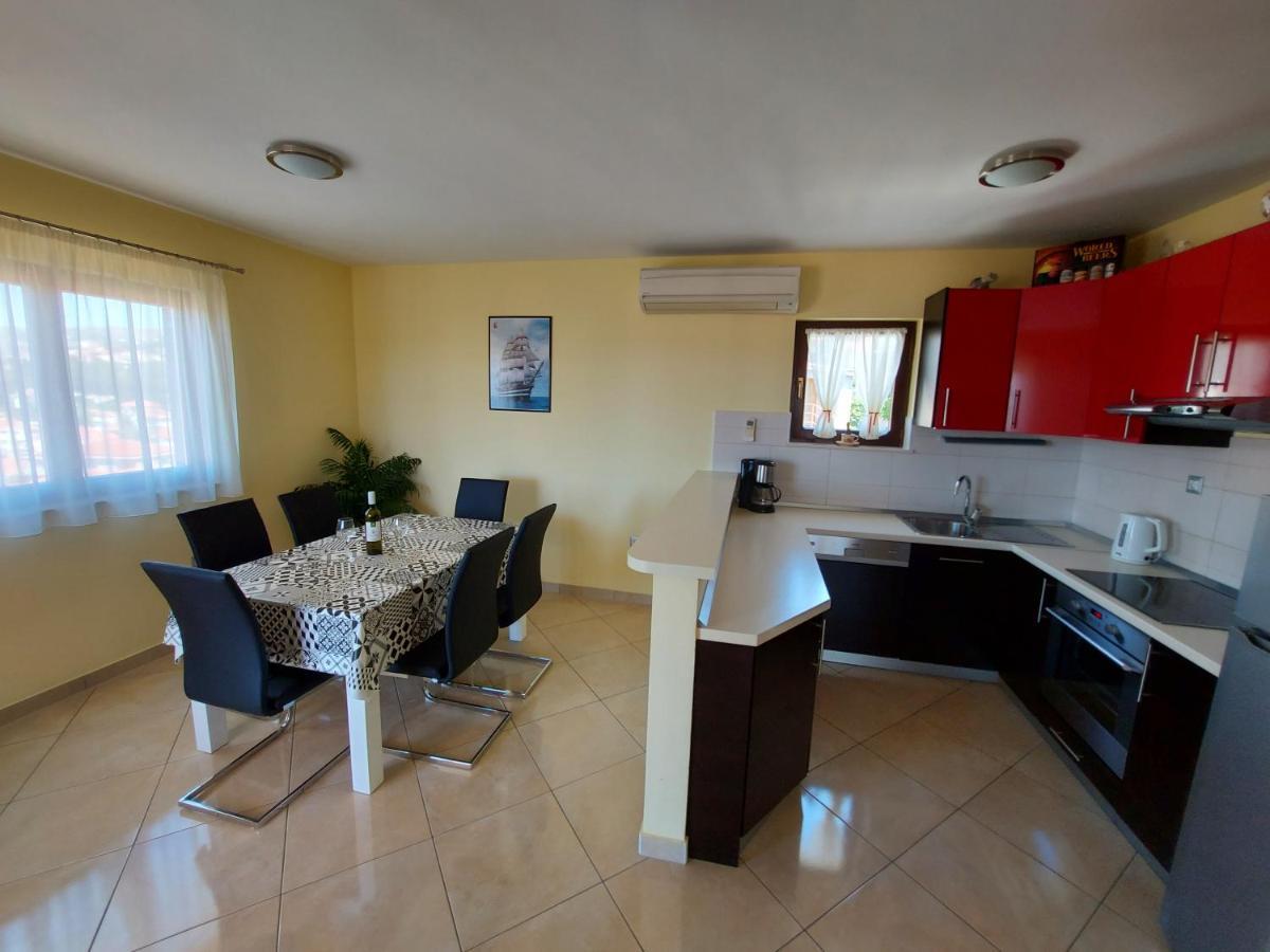 Apartments Gracia & Toni Трогир Екстериор снимка