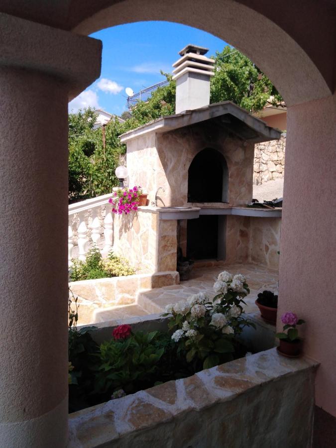 Apartments Gracia & Toni Трогир Екстериор снимка
