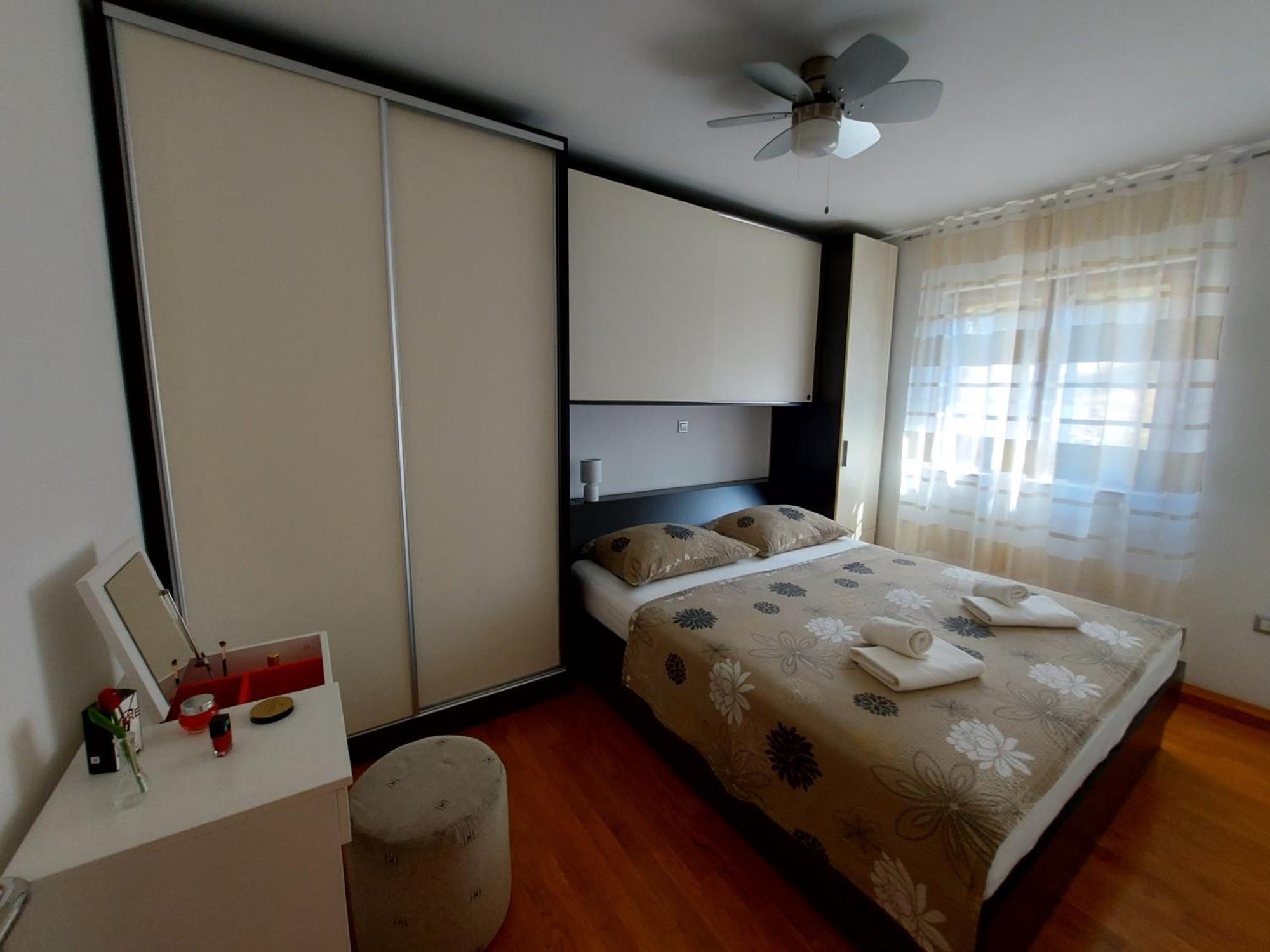 Apartments Gracia & Toni Трогир Екстериор снимка