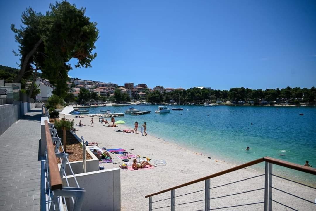 Apartments Gracia & Toni Трогир Екстериор снимка