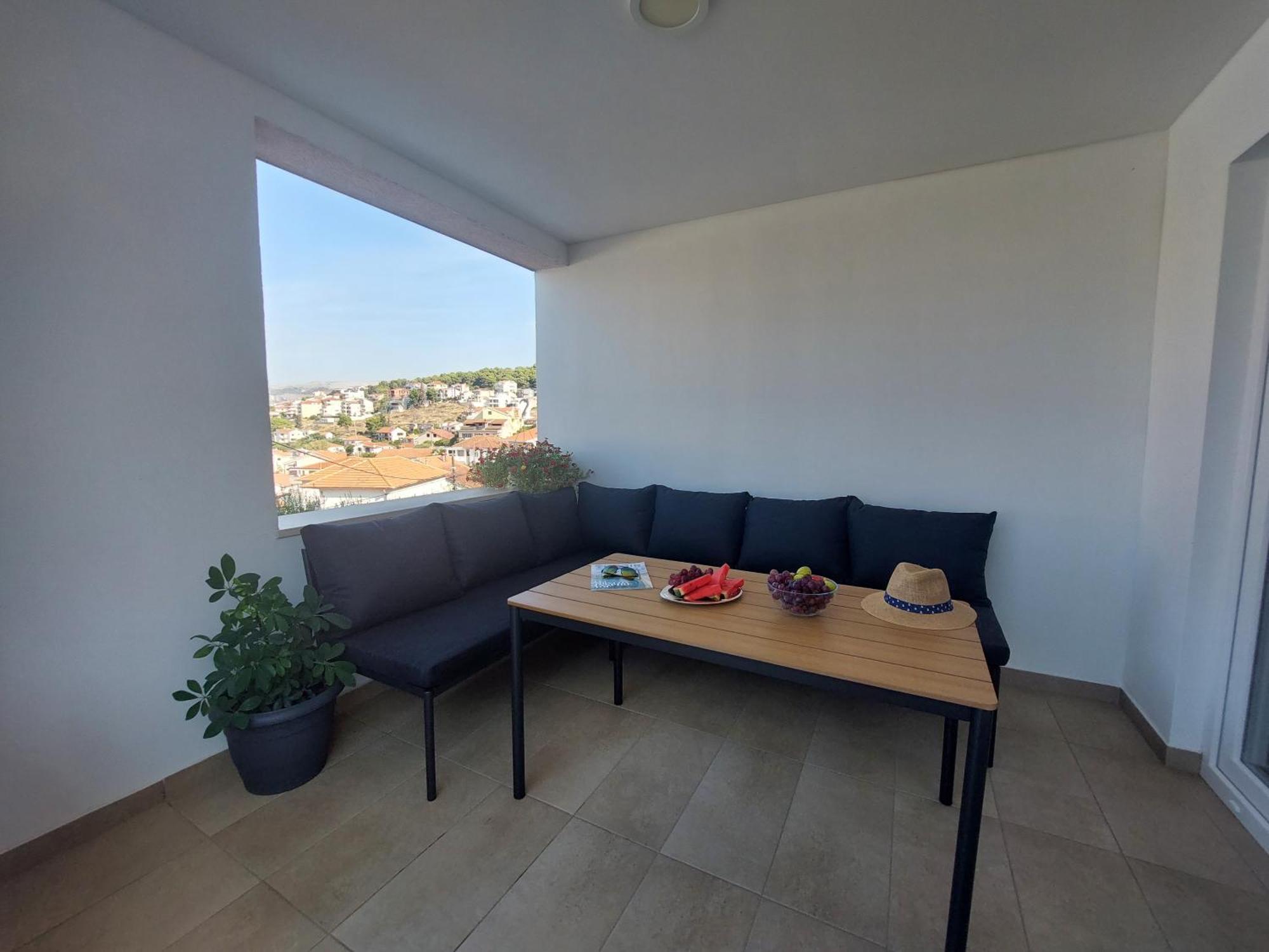 Apartments Gracia & Toni Трогир Екстериор снимка